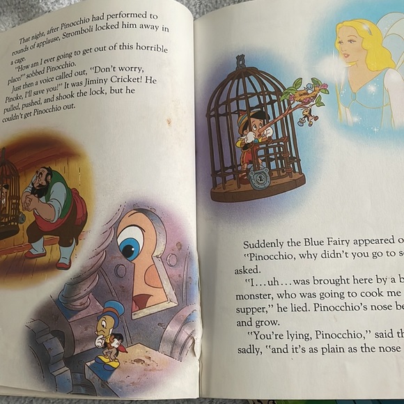 Little Golden Book Walt Disney book bundle - Picture 11 of 11